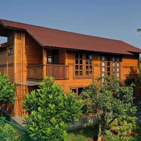 The Pine Loft Vila Bangalore Exterior foto