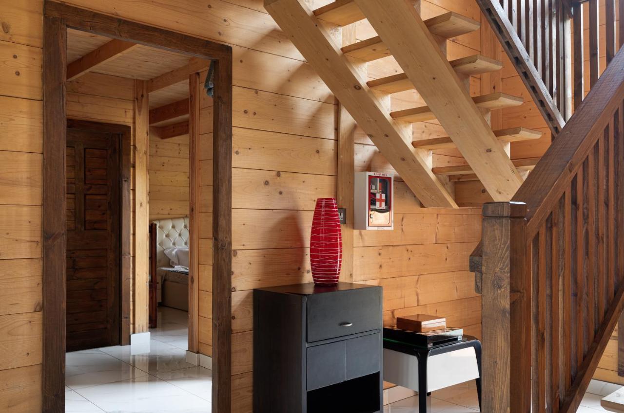 The Pine Loft Vila Bangalore Exterior foto